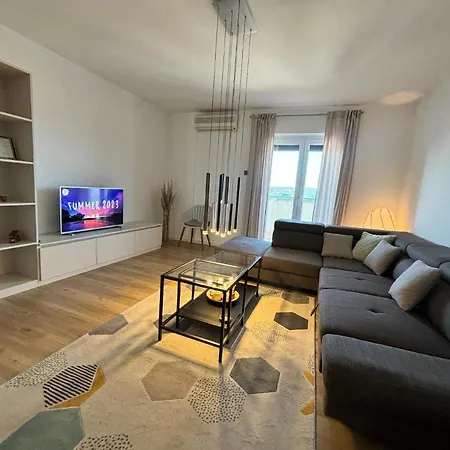 Ferienwohnung Fuer 4 Personen Ca 72 Qm In Crikvenica, Kvarner Bucht Und Umgebung *